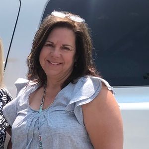 Meet your Posher, Angie